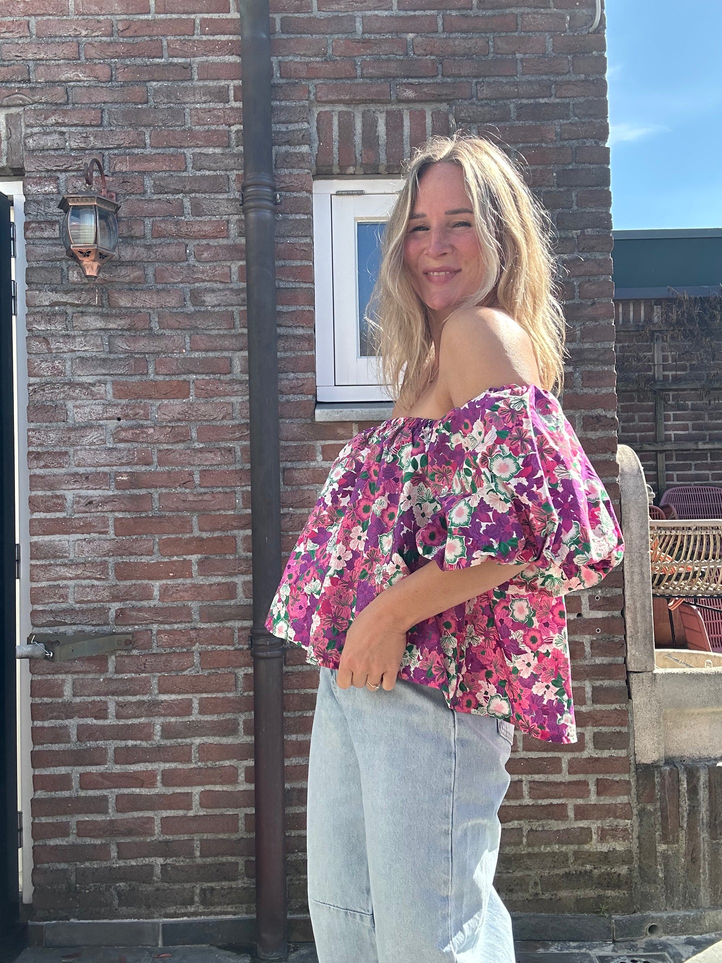 Betti - off shoulder bloemen top, paars