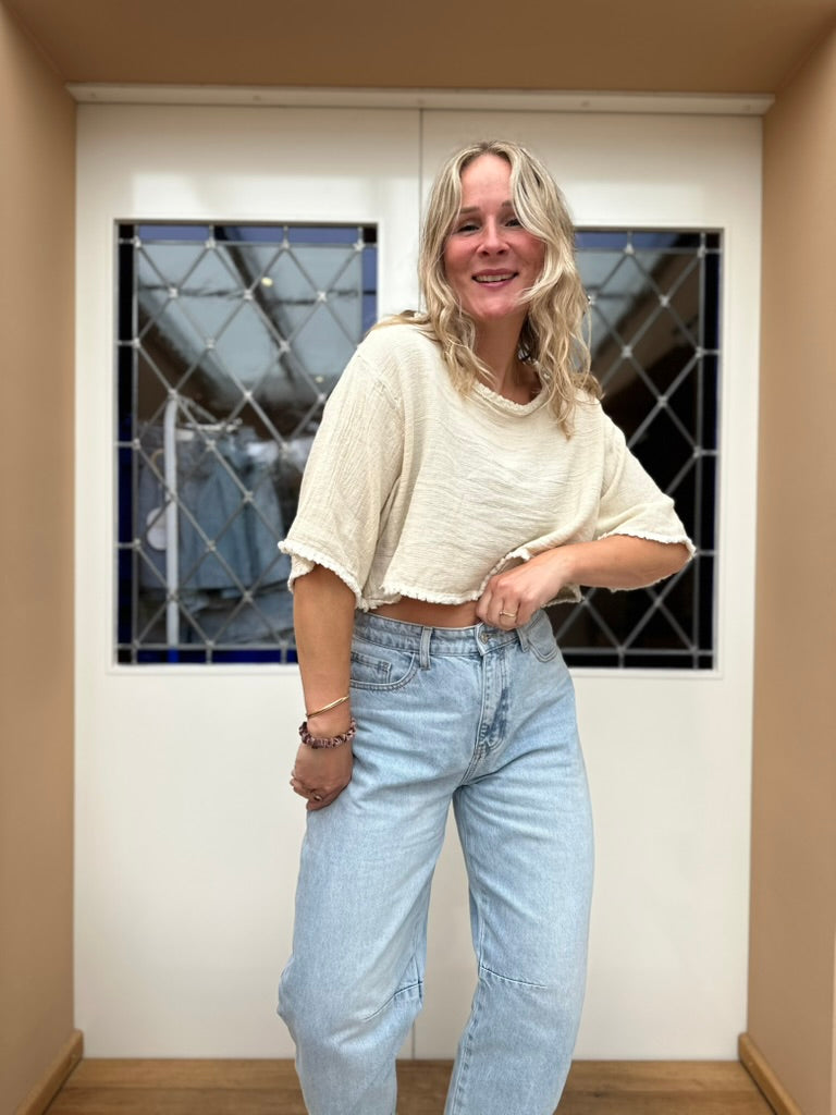 Flo - cropped shirtje crème