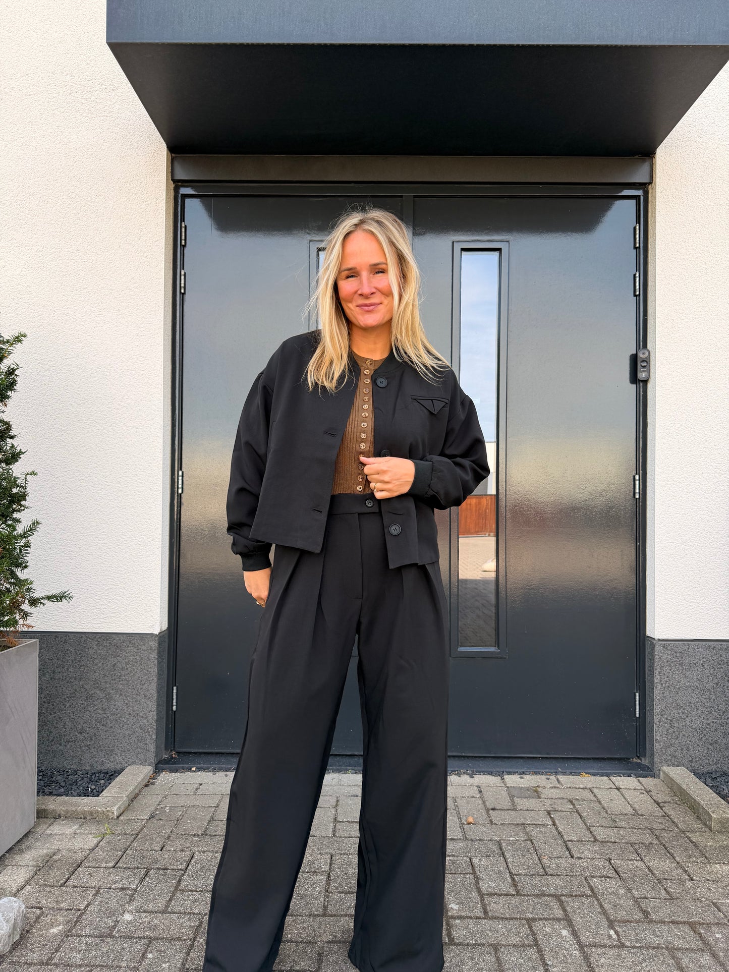 Garwin - zwarte bandplooi pantalon