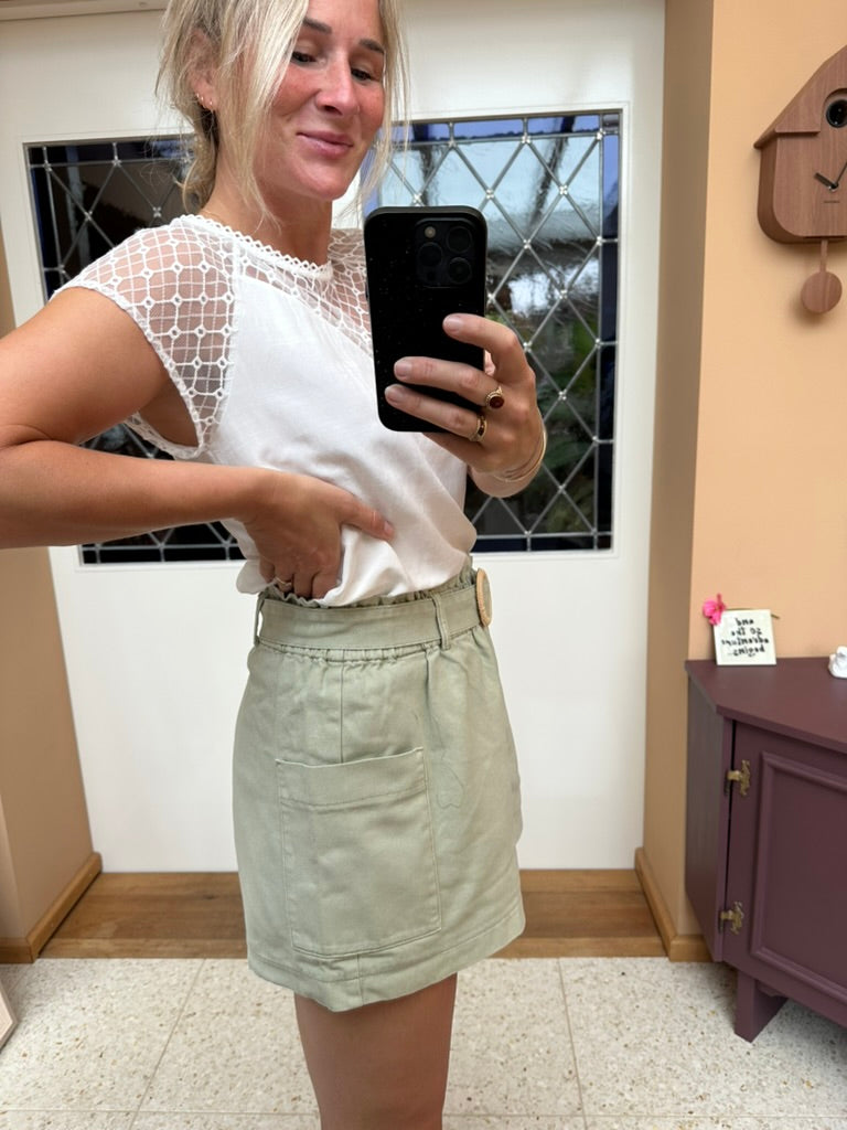 Soline - mint groene denim short met riem