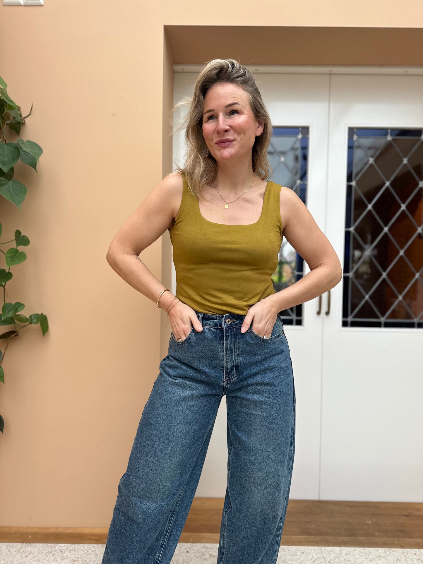 Asusy - singlet oker