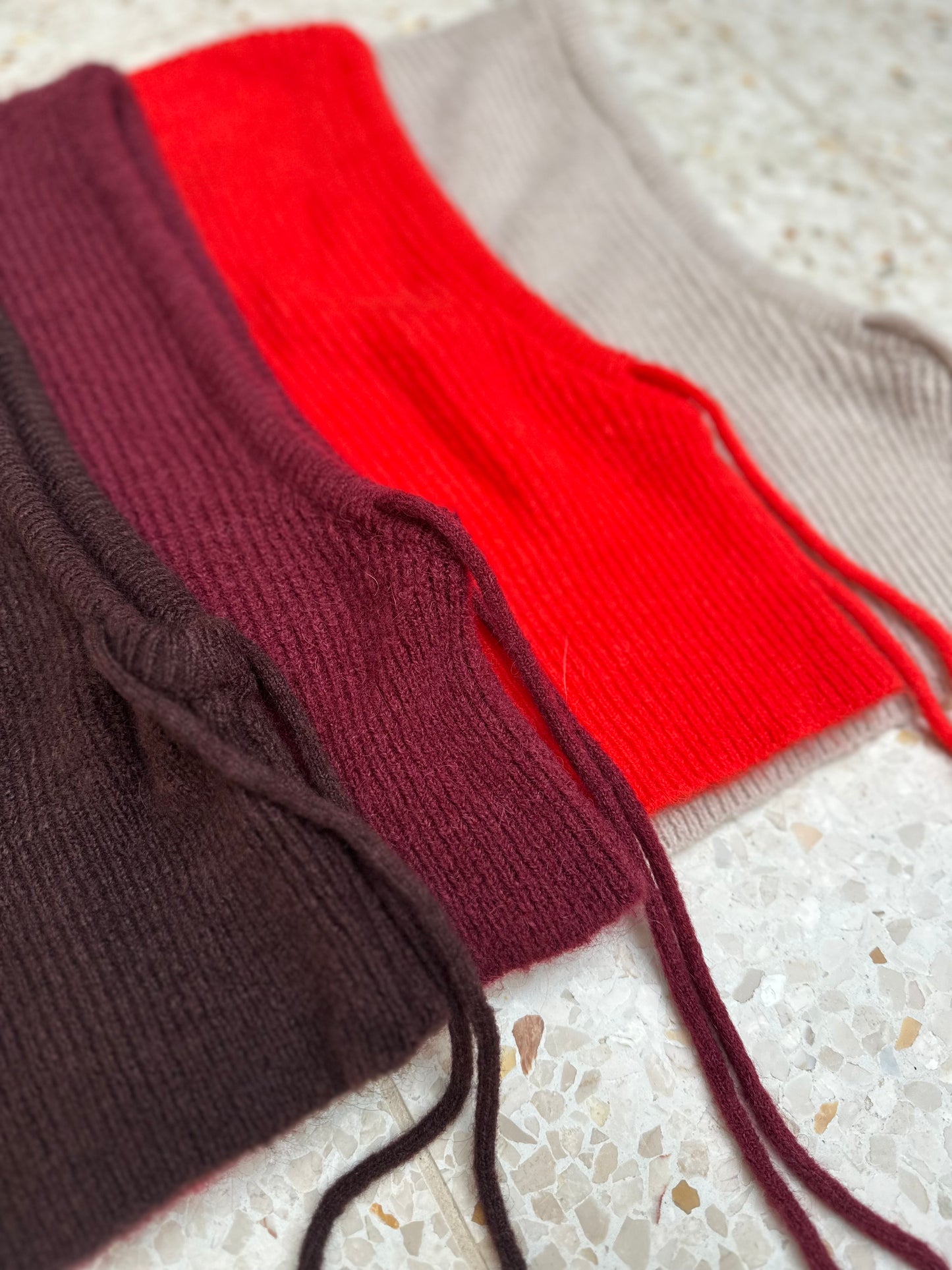 Angeli - gebreide capuchon balaclava crème