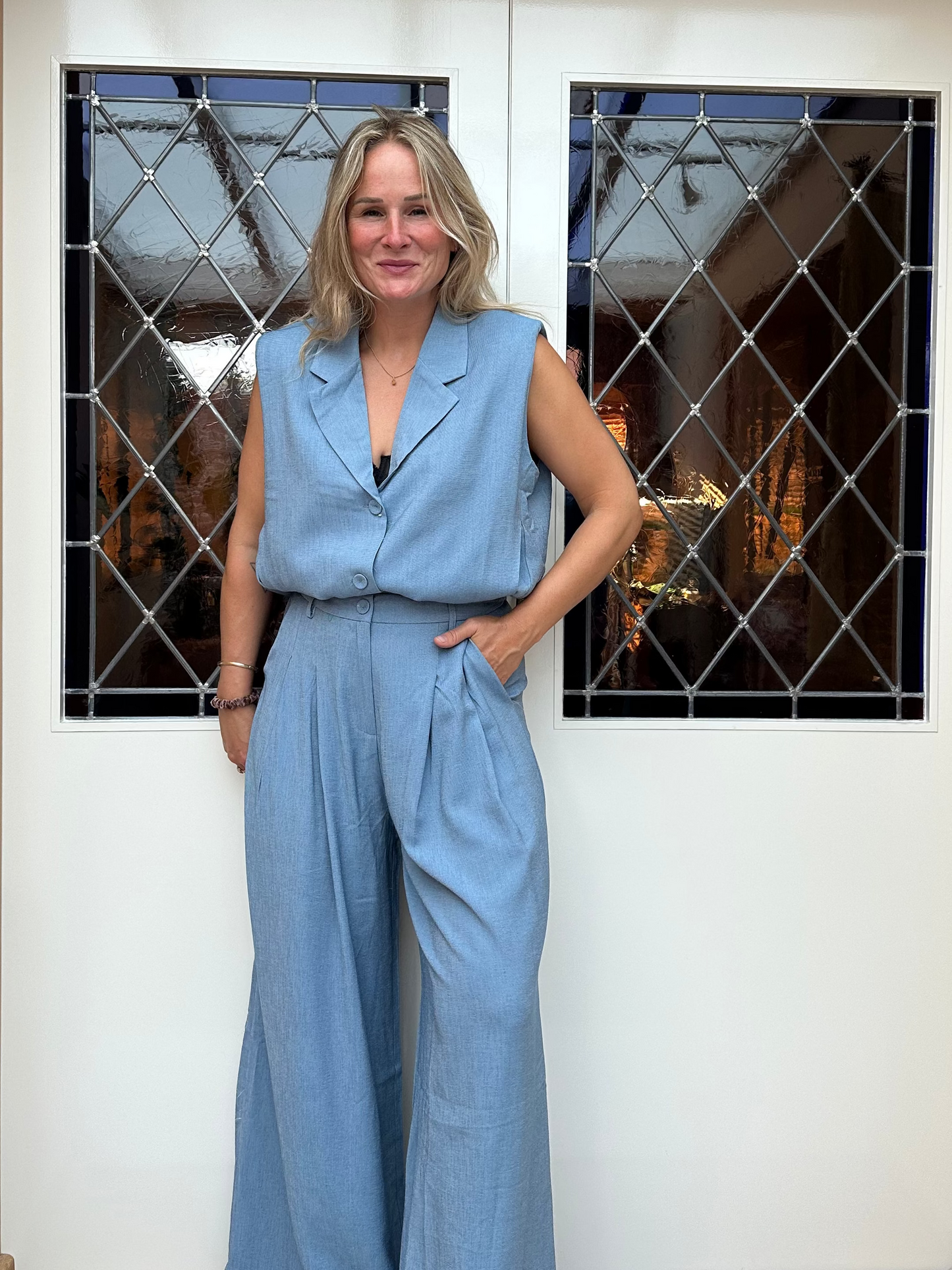 Dewina - gilet wijd blauw