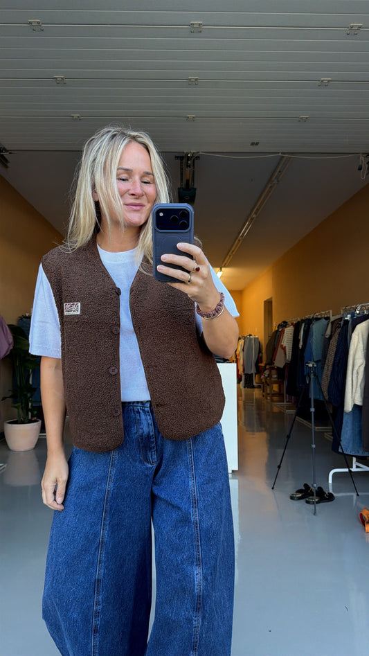 Kae - bruine teddy waistcoat