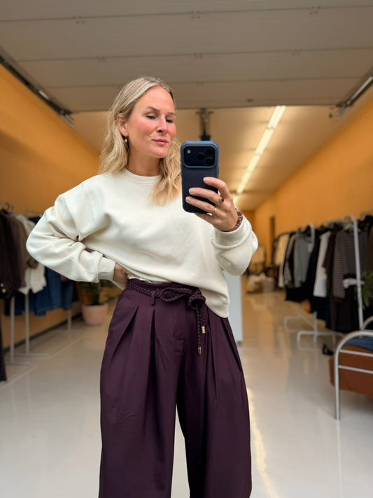 Lotta - Beige basic sweater