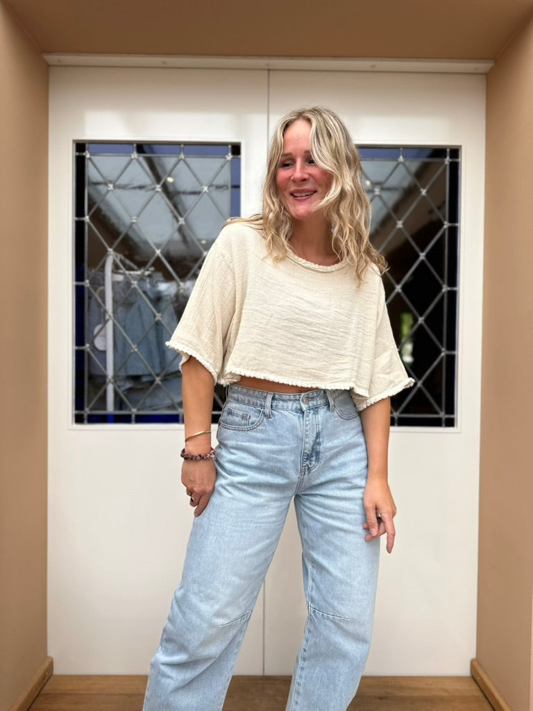Flo - cropped shirtje crème