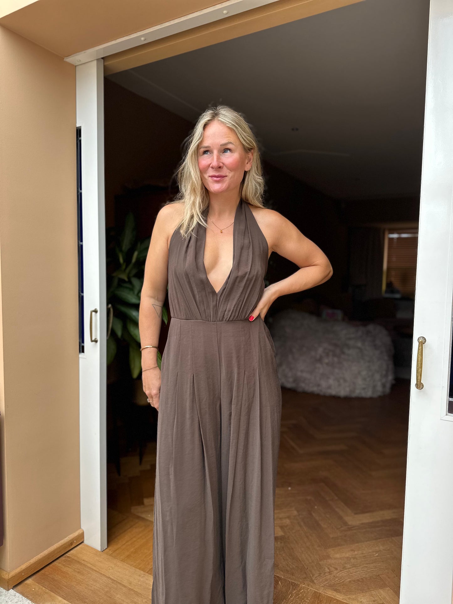 Flavia - taupe jumpsuit halter