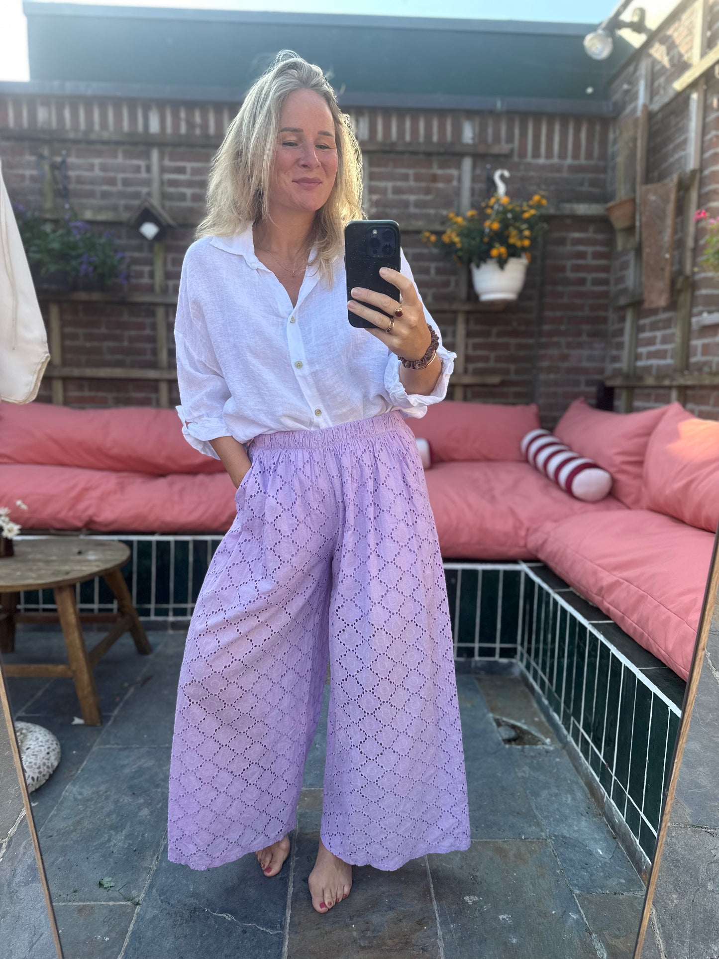 Fajah - lila bloemen broek