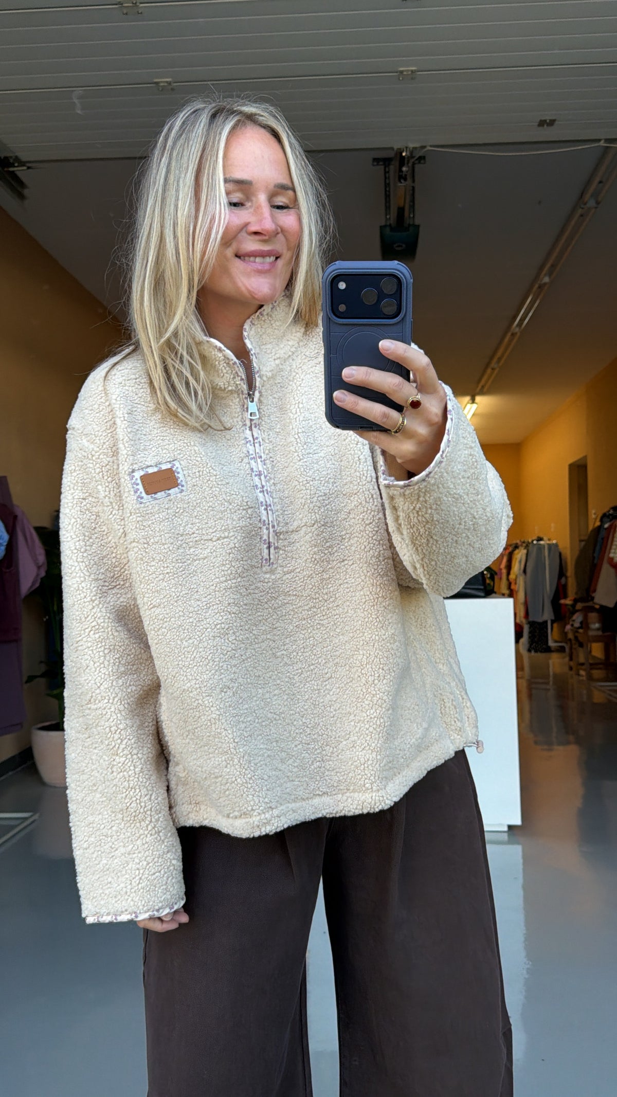 Kendri - teddy trui beige