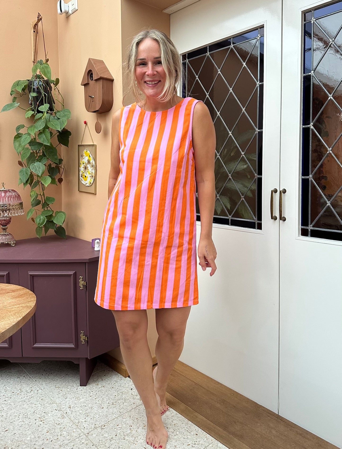 Friz - strepen jurkje oranje roze