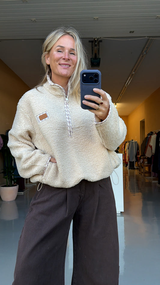 Kendri - teddy trui beige