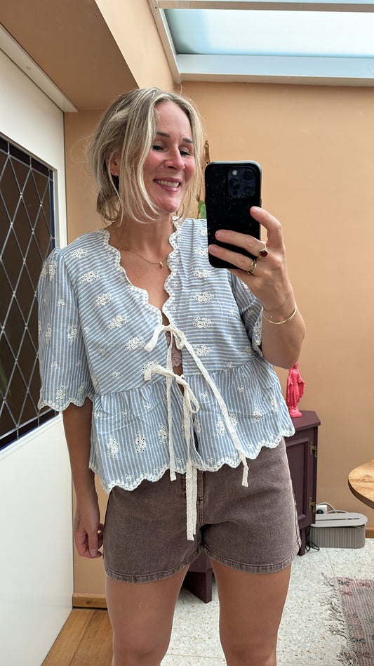 Holly - schattig strepen blousje embroidery