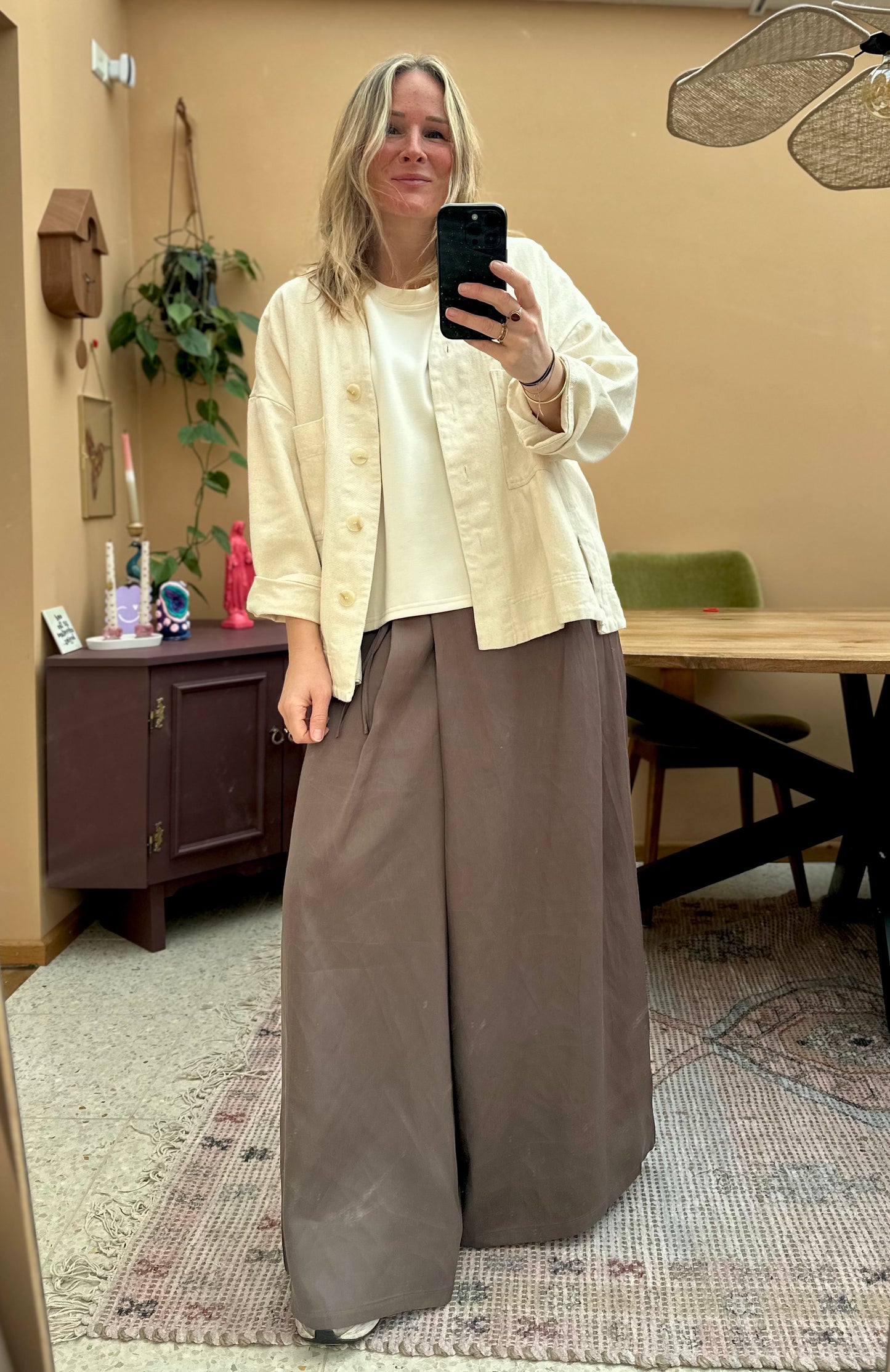 Donna - glanzende broek / rok taupe