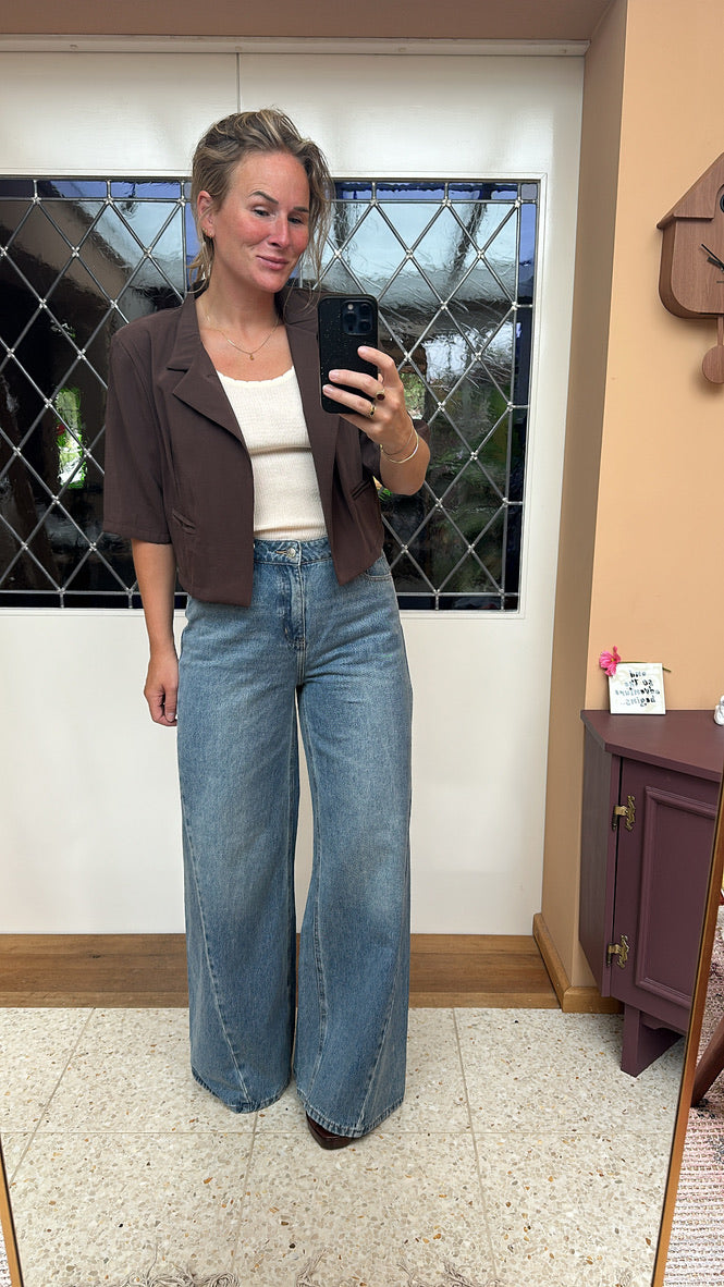 Barnes - mid blue wideleg jeans
