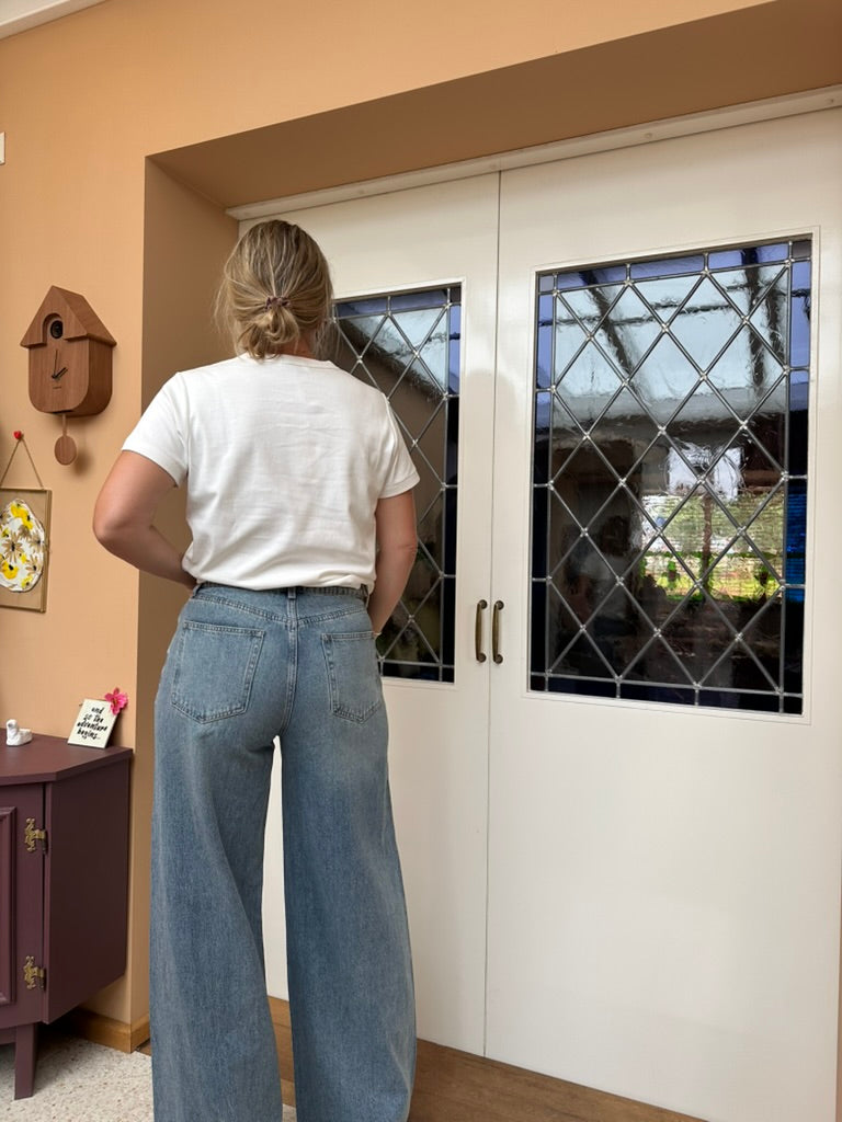 Barnes - mid blue wideleg jeans