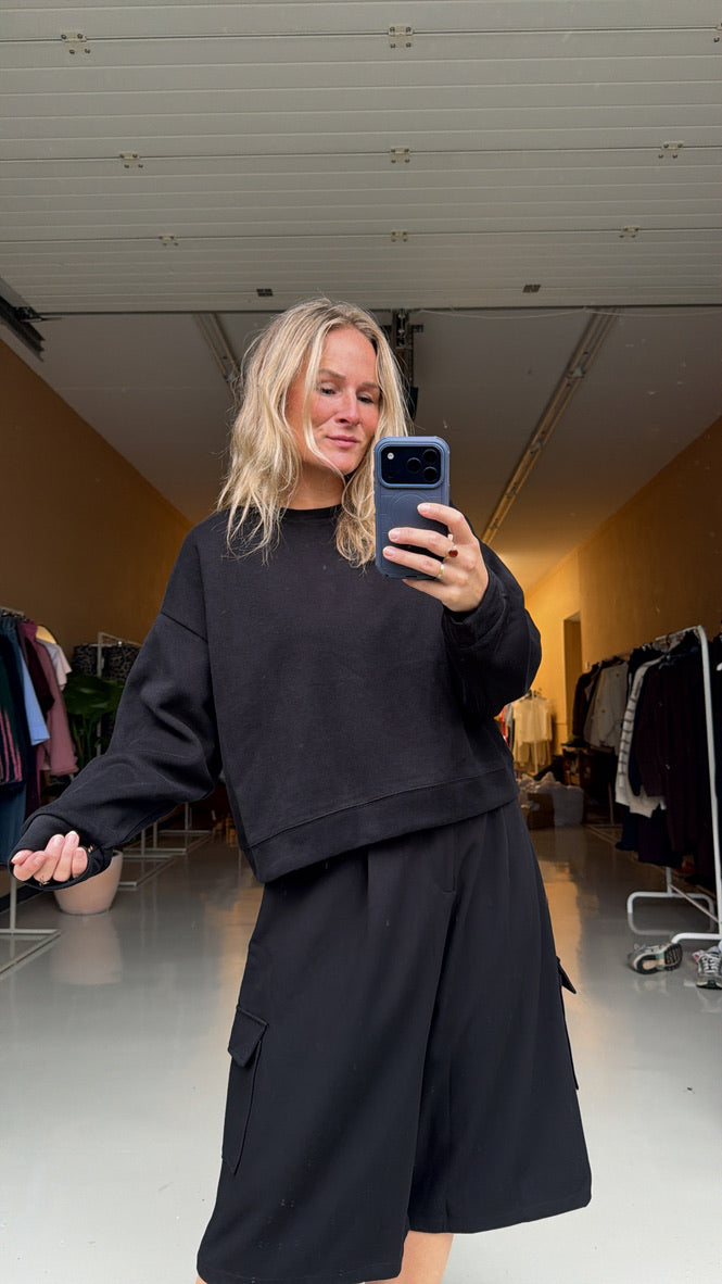 Lotta - Zwarte basic sweater