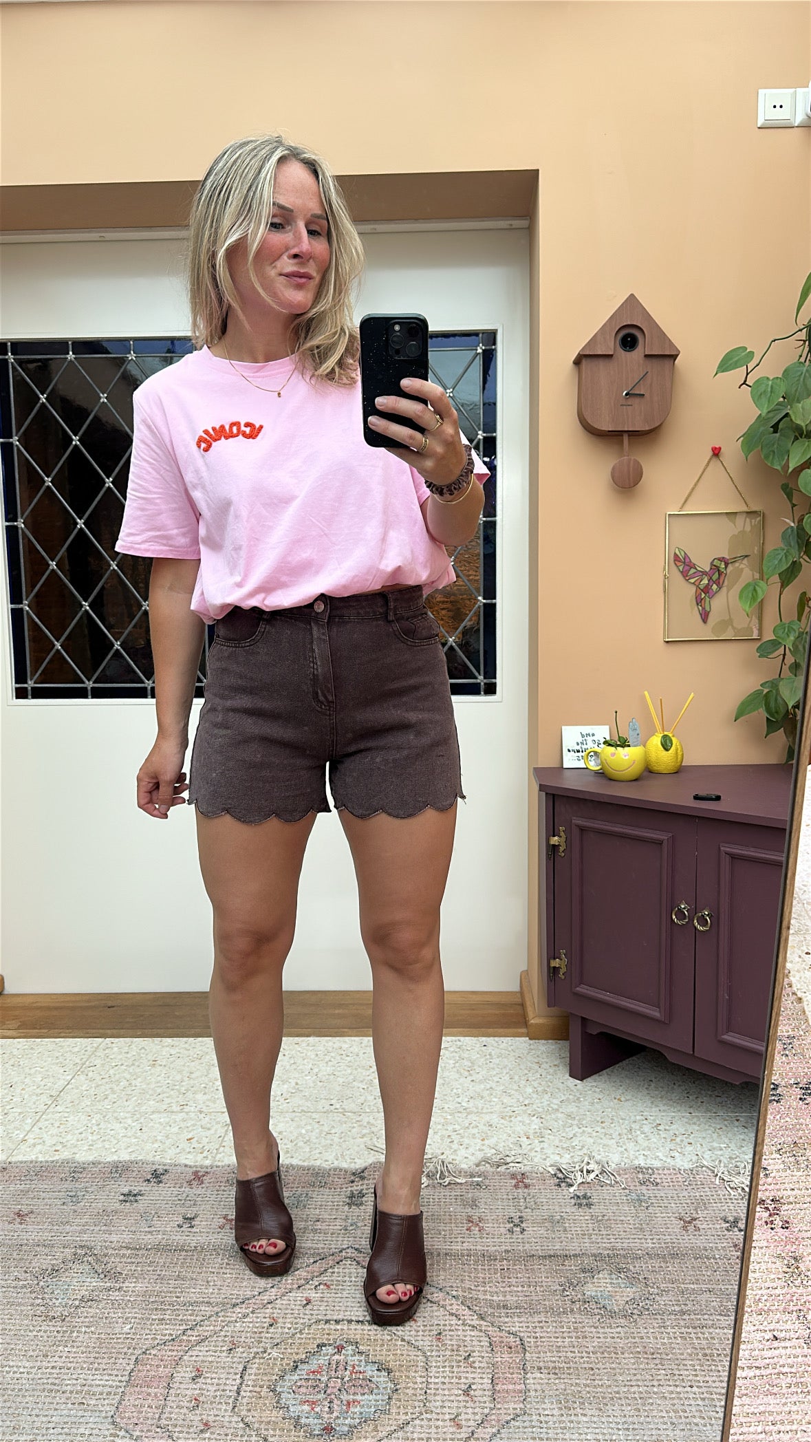Fieve - roze cropped shirt iconic