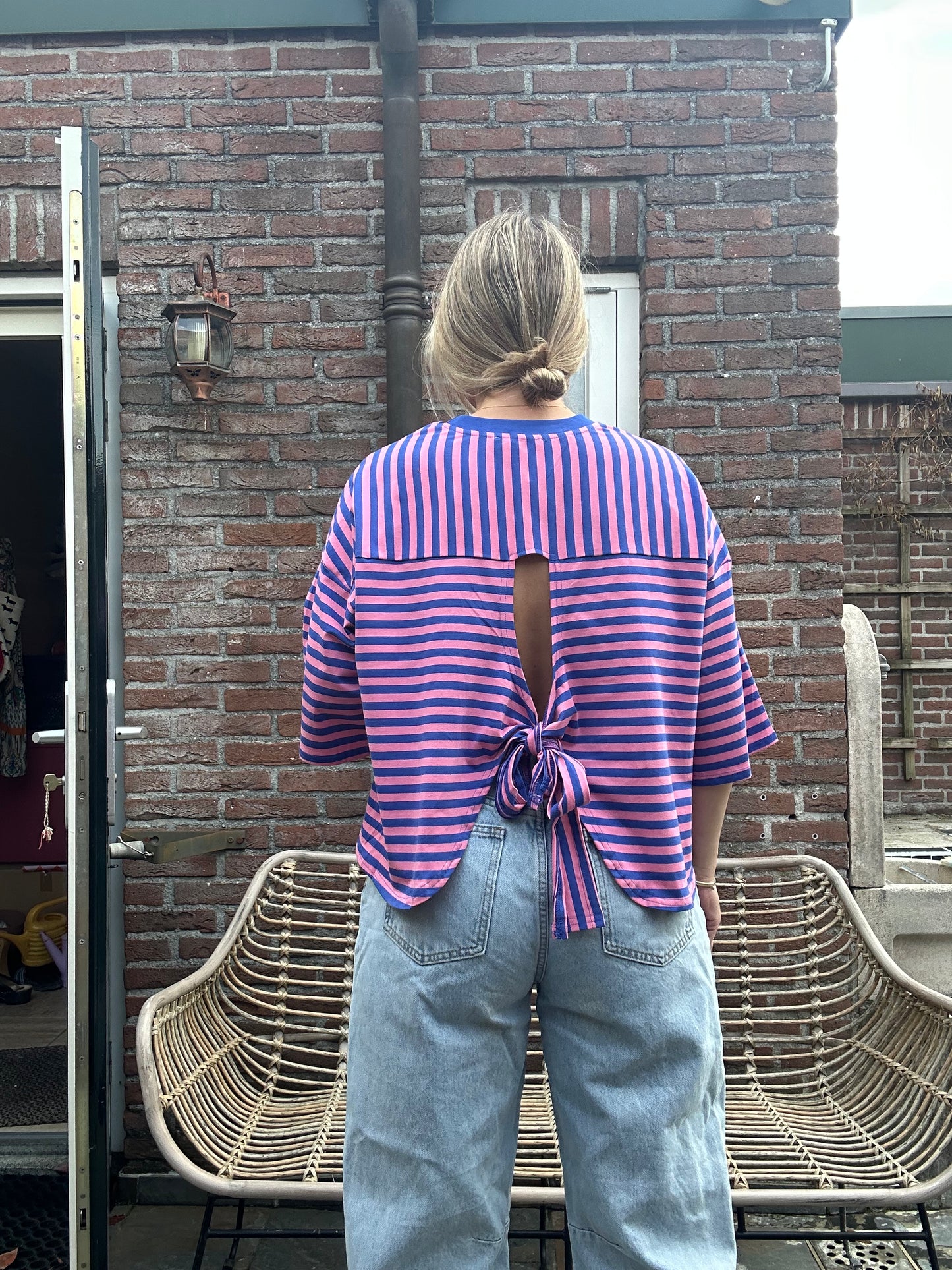 Fie - Strepen shirtje strik achter blauw/roze