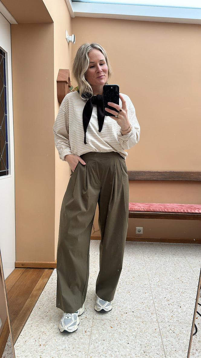 Becka - Groene broek elastiek achter