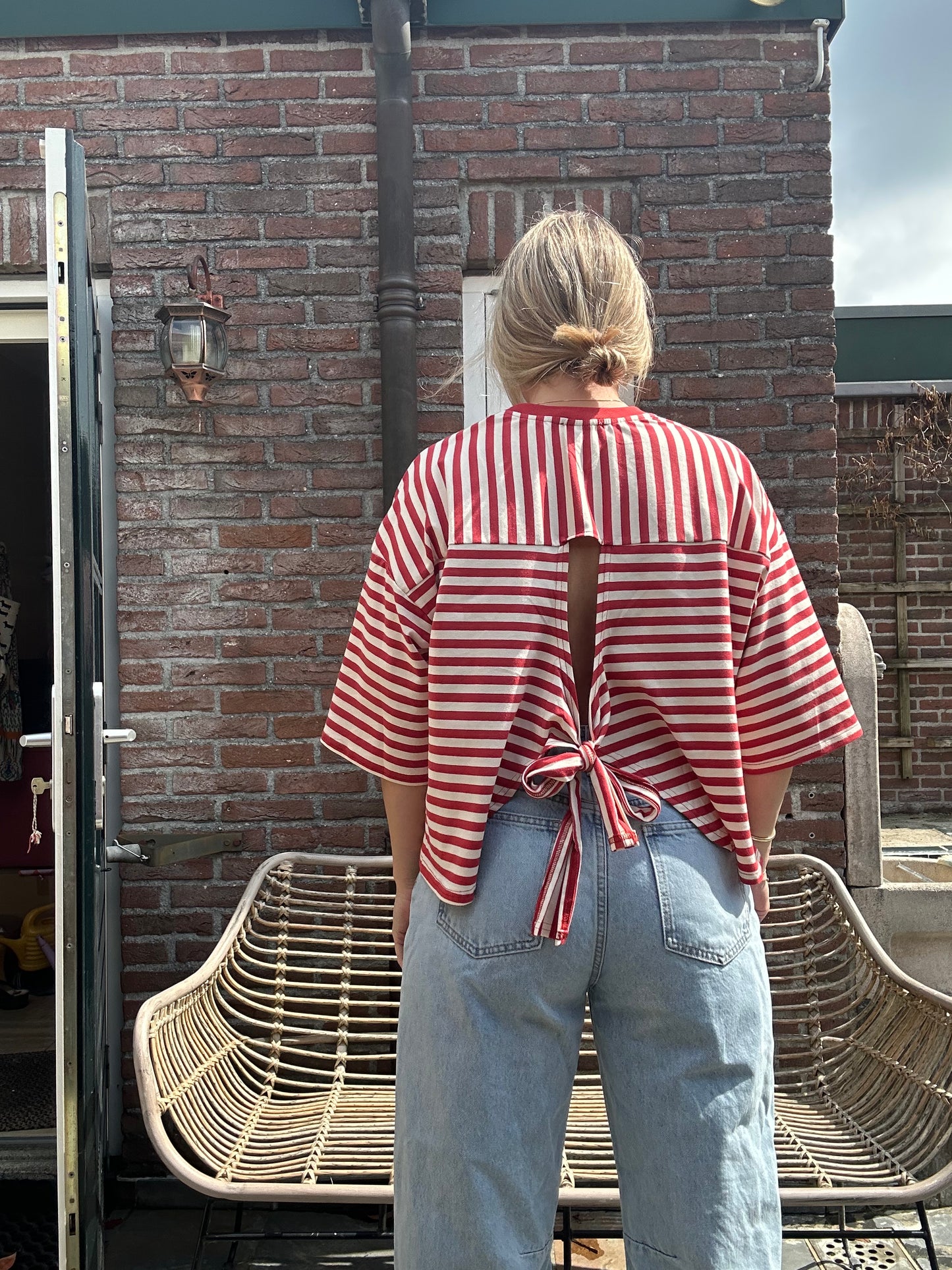 Fie - Strepen shirtje strik achter rood