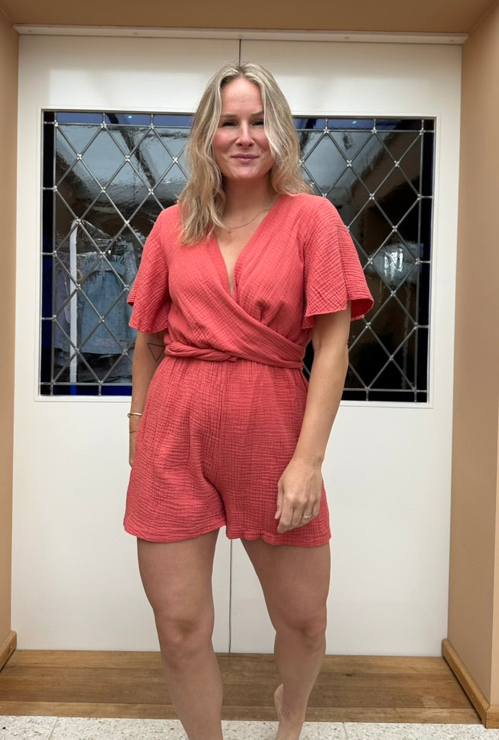 Fas - overslag playsuitje zalm