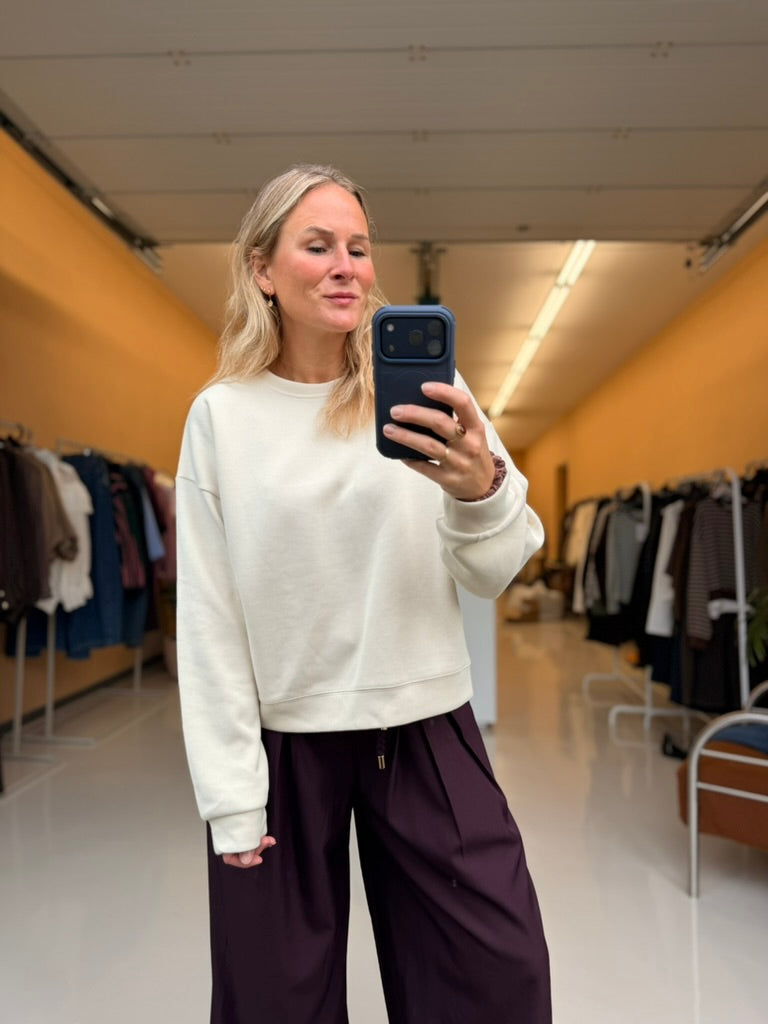 Lotta - Beige basic sweater