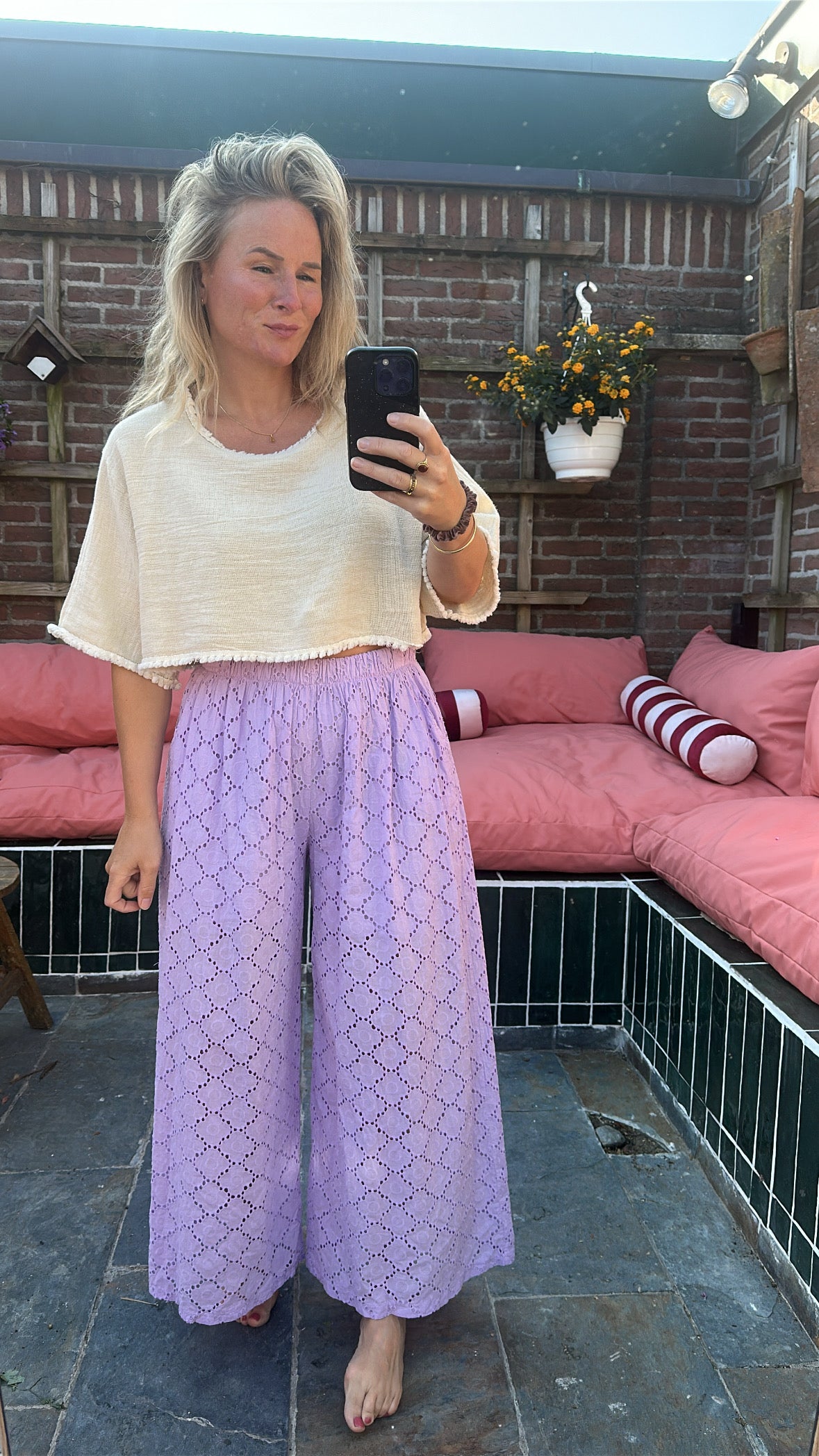 Fajah - lila bloemen broek