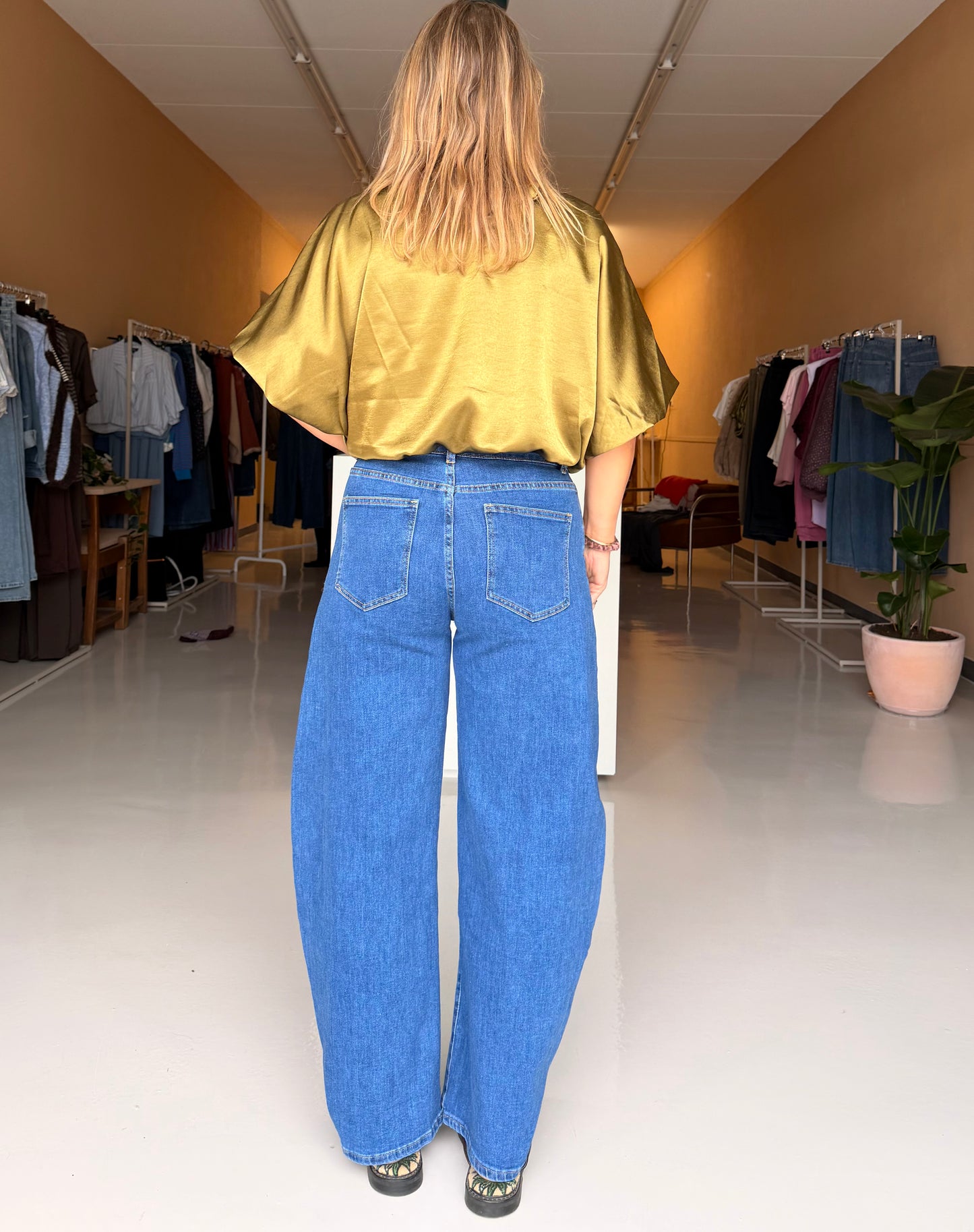 Jada - barrel jeans knopen