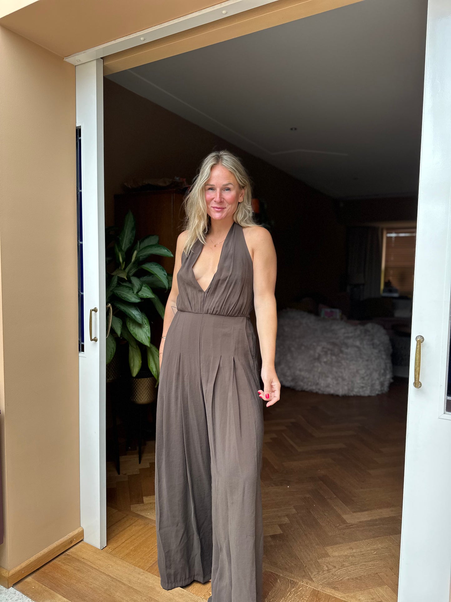 Flavia - taupe jumpsuit halter