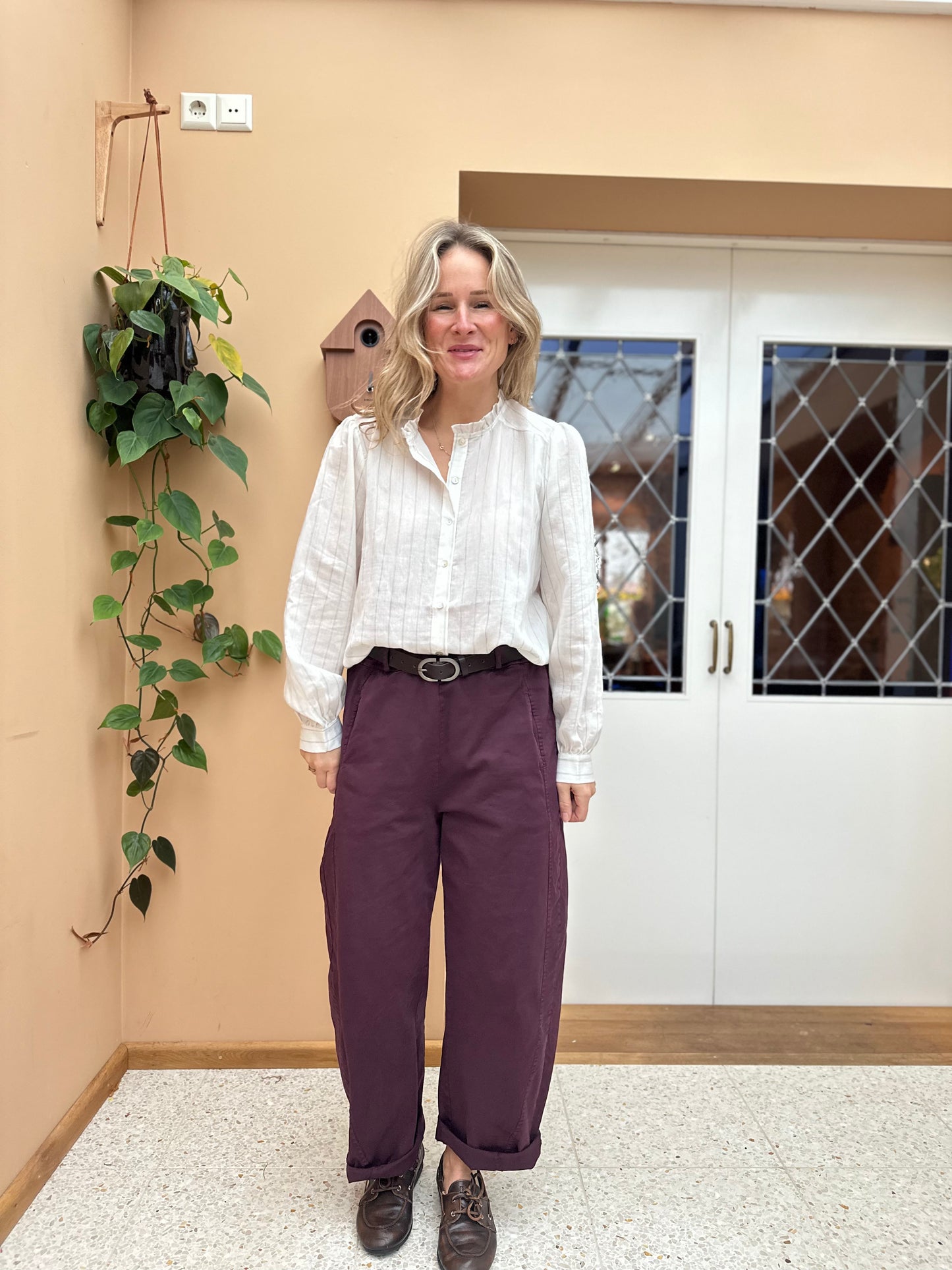 Egga - Dun wit viscose blousje met streep