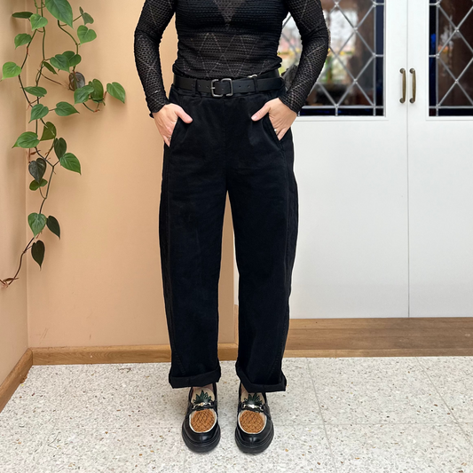 Ashley - Barrel pants zwart met riem