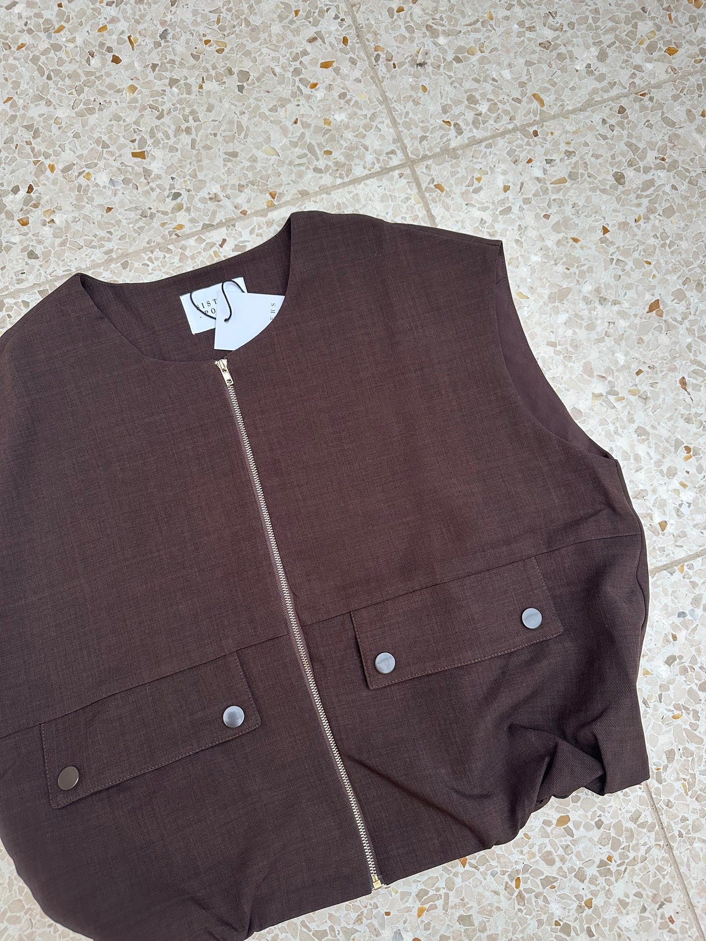 Garwin - bruin gilet oversized