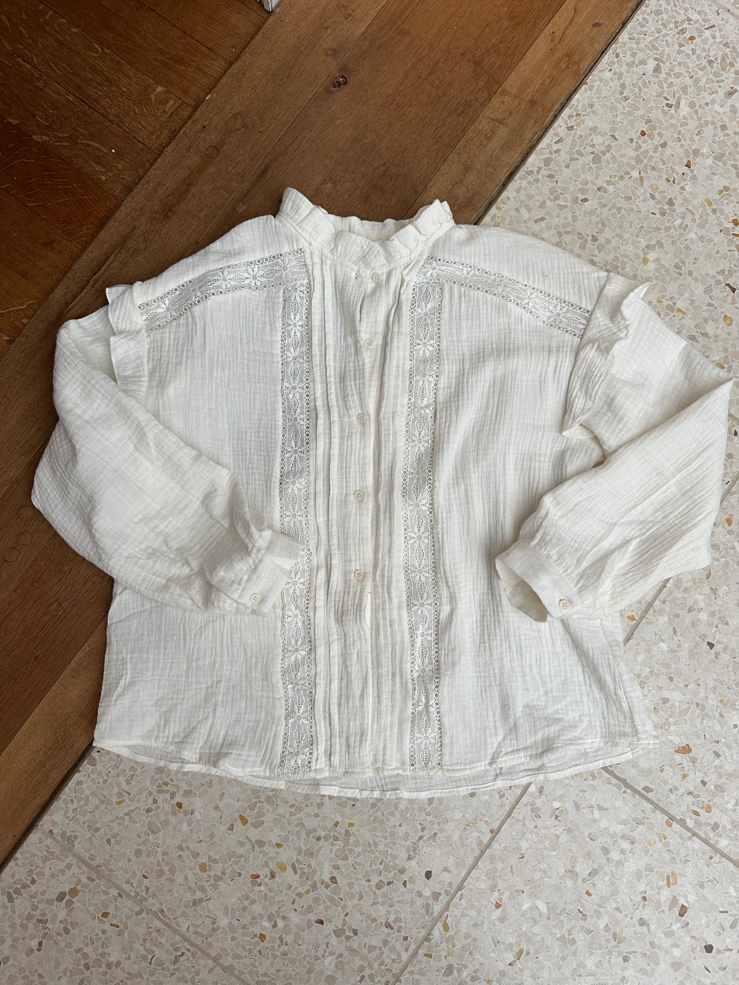 Alexa - Witte blouse met kant