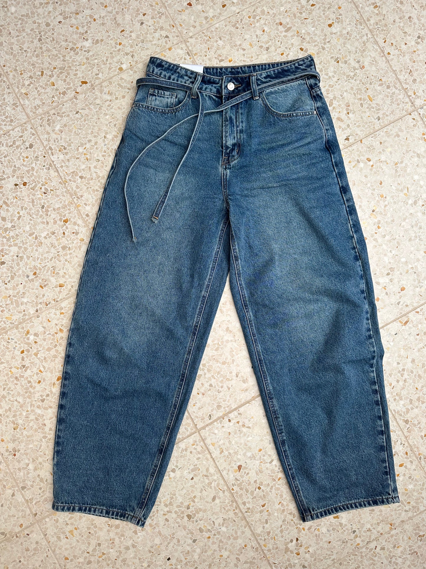 Lara - mom jeans high waist