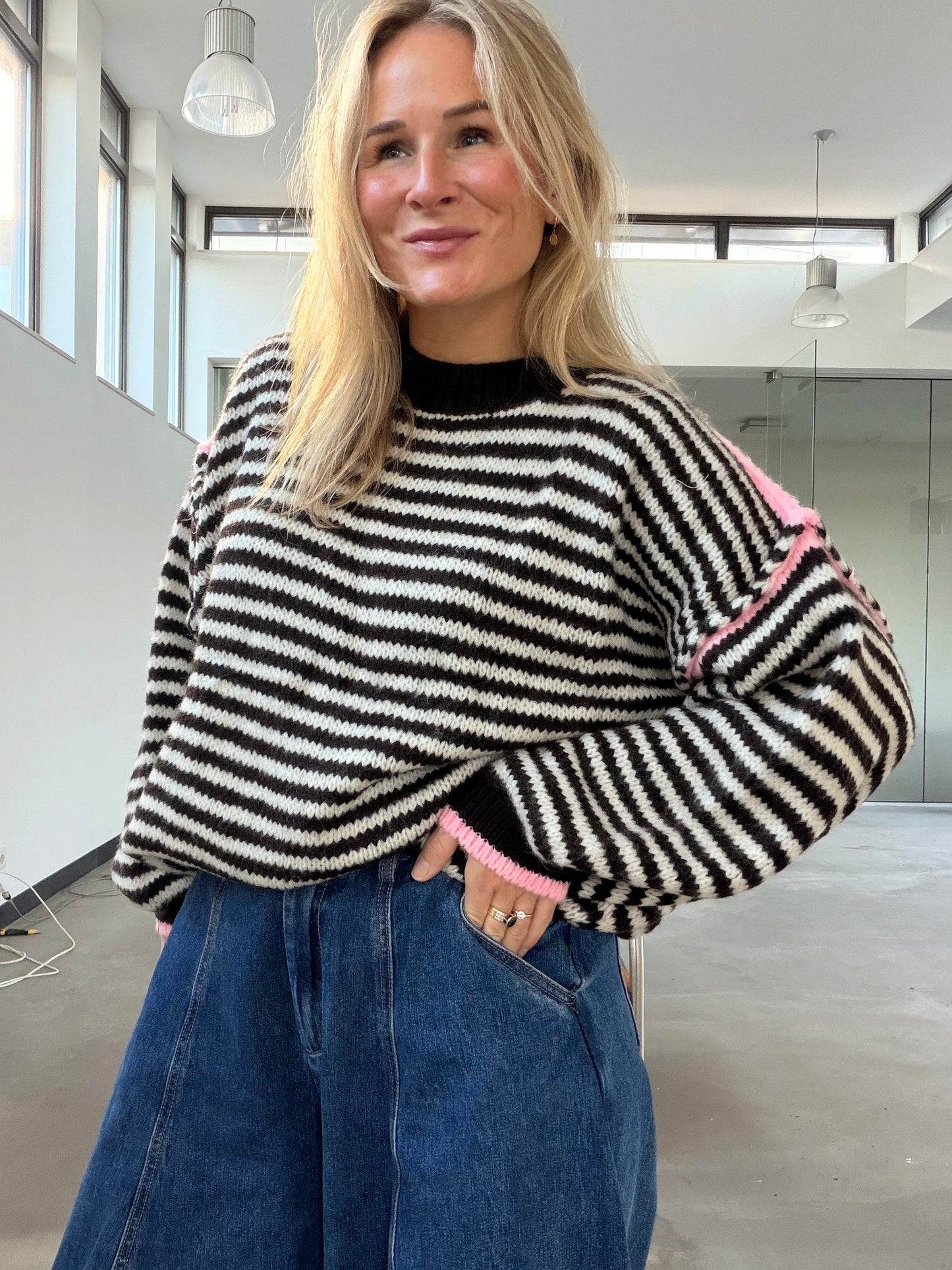 Laure - strepen trui roze details
