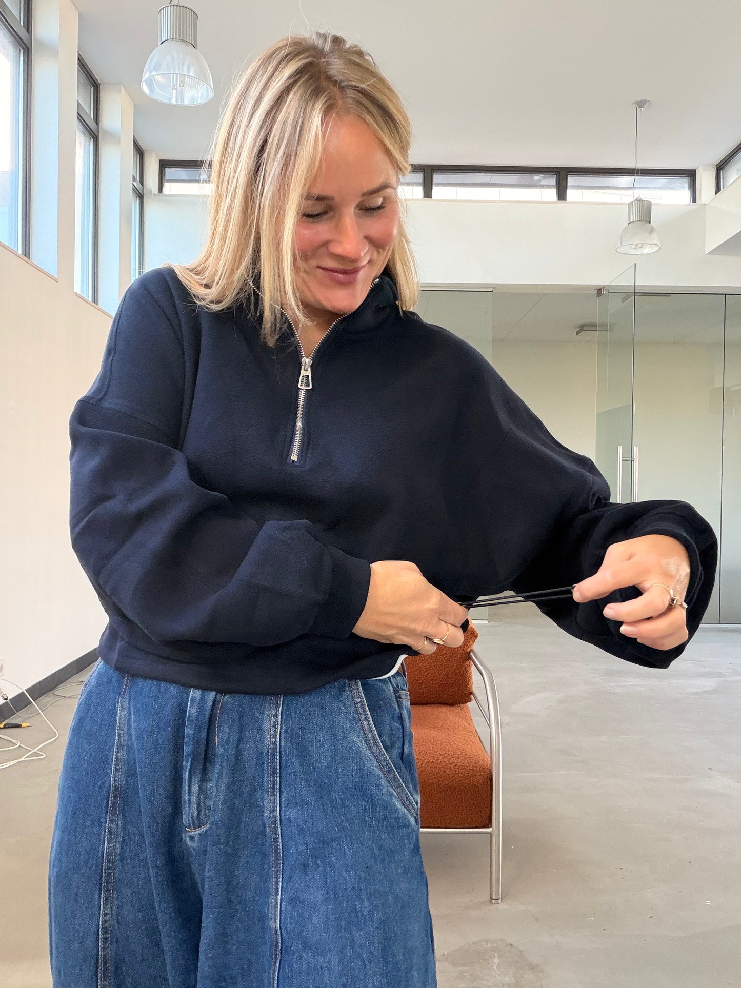 Len - sweater donker blauw cropped