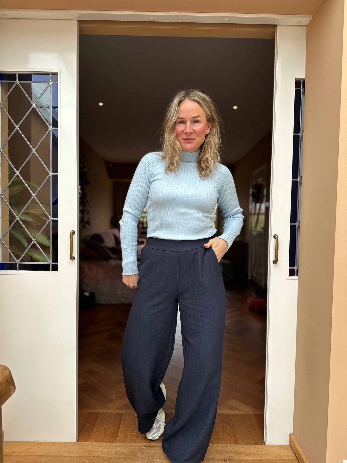 Verina - blauwe pantalon elastiek achter