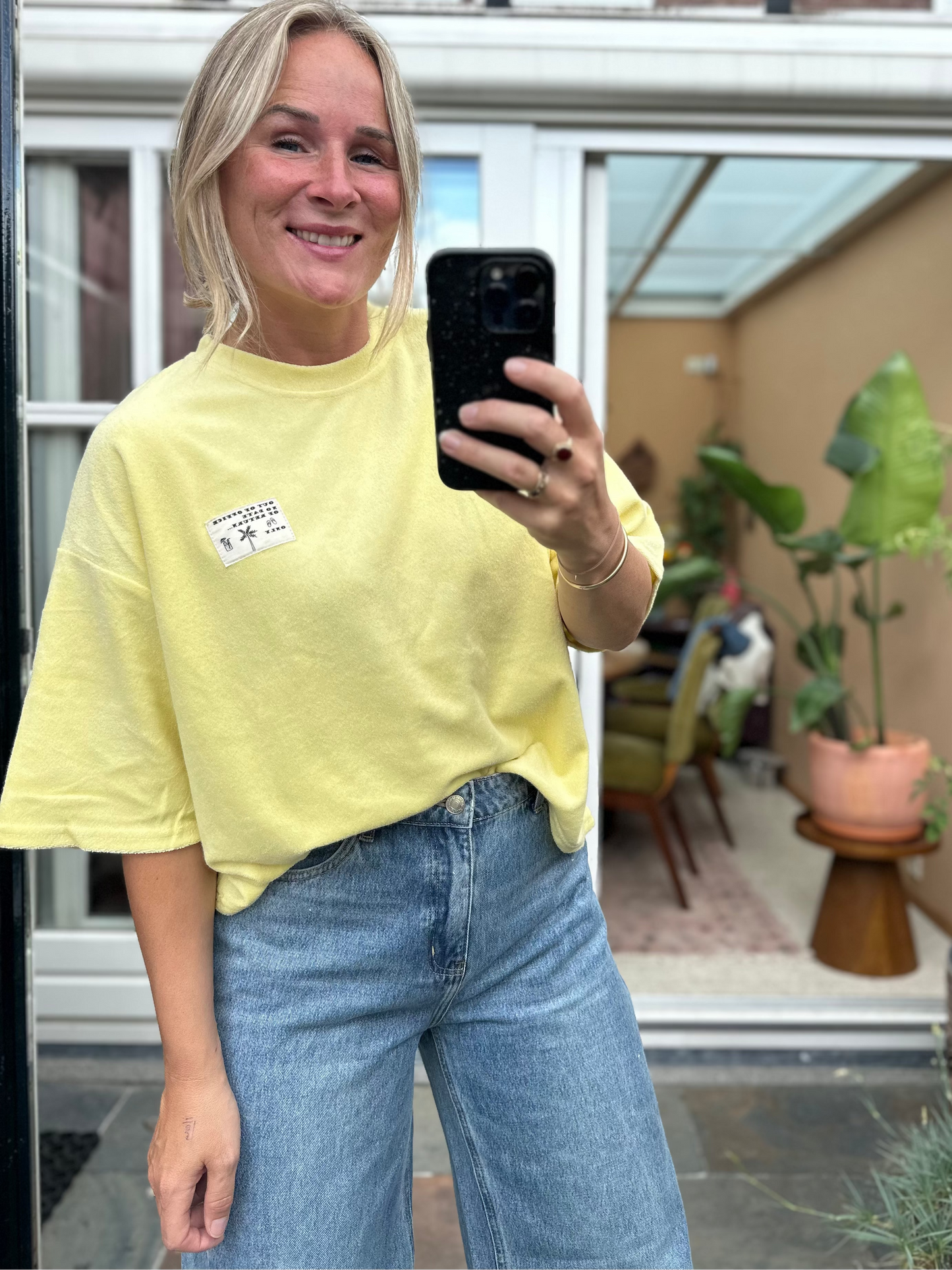 Ella - pastel geel badstof t-shirt