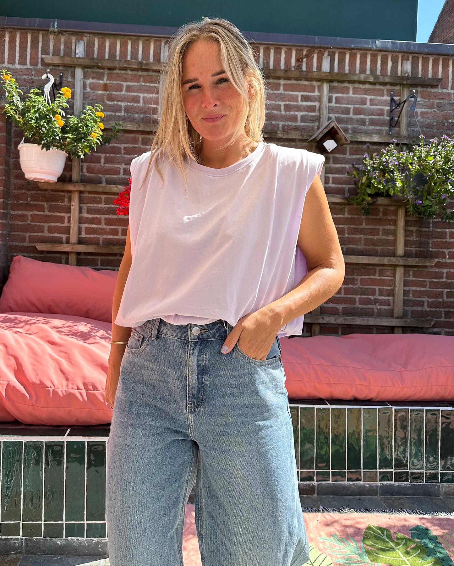Ireen - lila top met schoudervulling