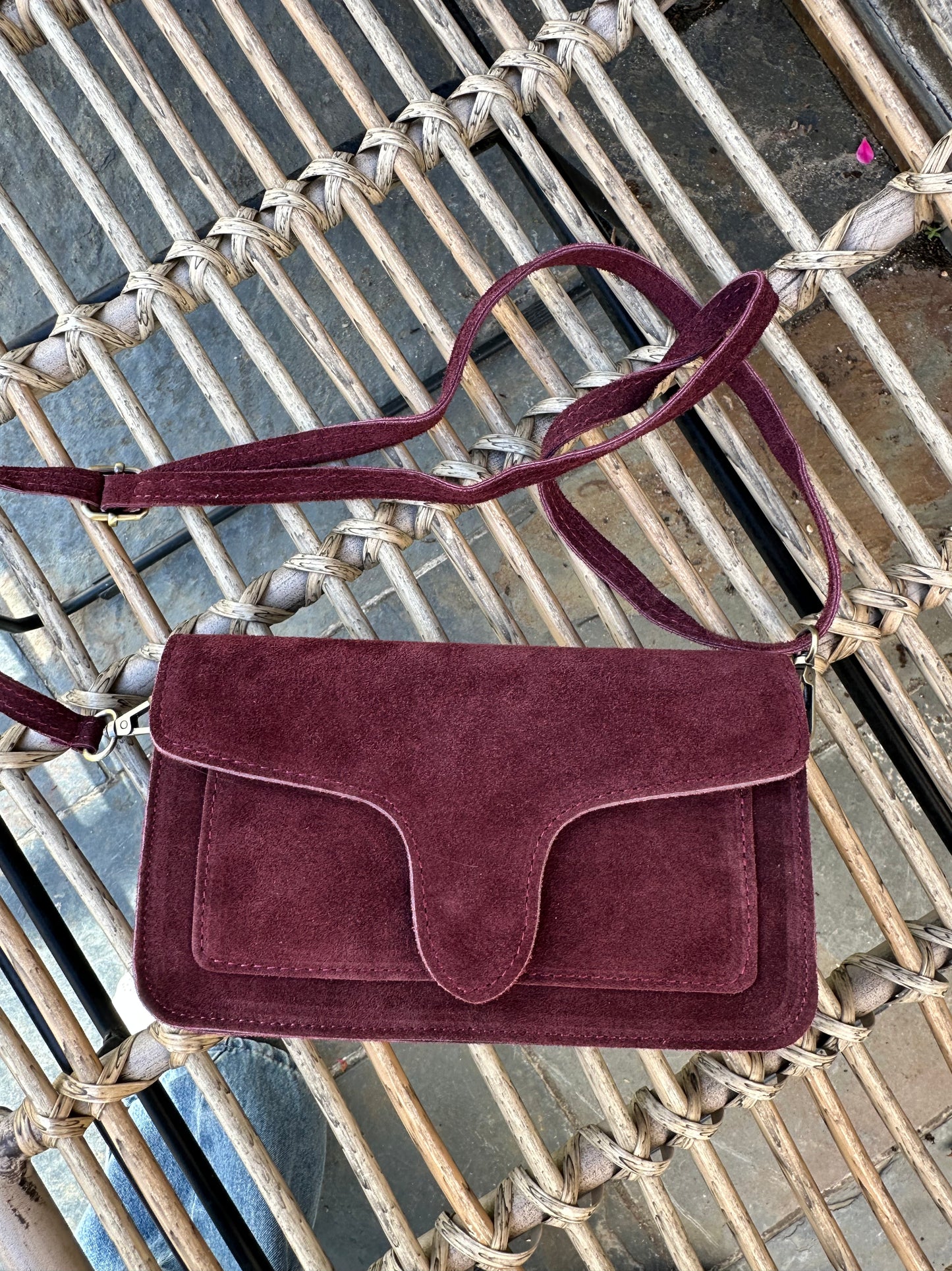 Margot - burgundy suède tas