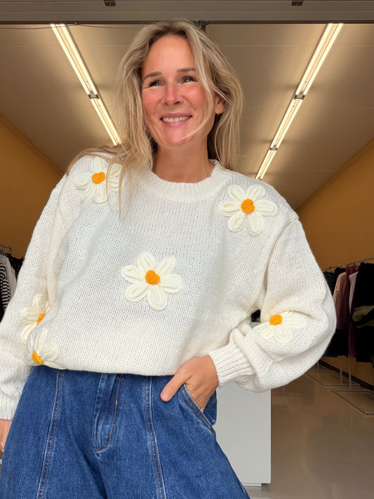 Kaja - bloemen trui ecru